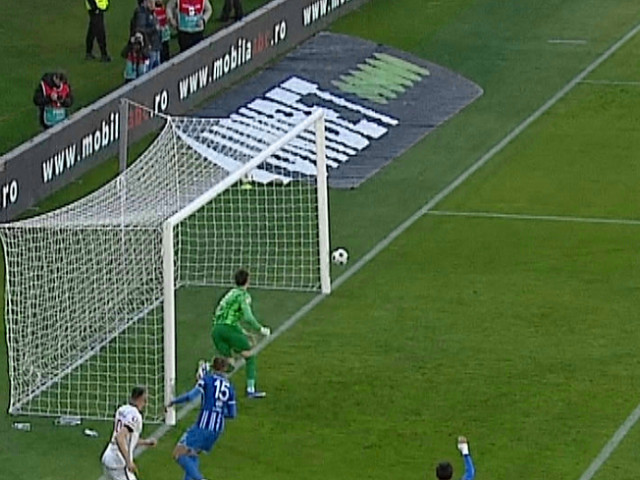 Hermannstadt și Farul, egal dramatic 0-0: Gustavo, aproape de autogol, Munteanu, salvator