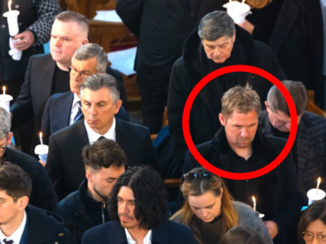 Apariție uluitoare la înmormântarea lui Mircea Lucescu. Cine era misteriosul?