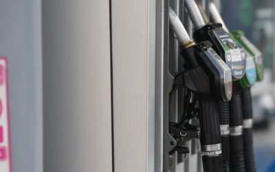 Inspectorii ANAF au aplicat amenzi și au confiscat bunuri în valoare de 122.000 de lei la companii din domeniul carburanților, după controale efectuate recent