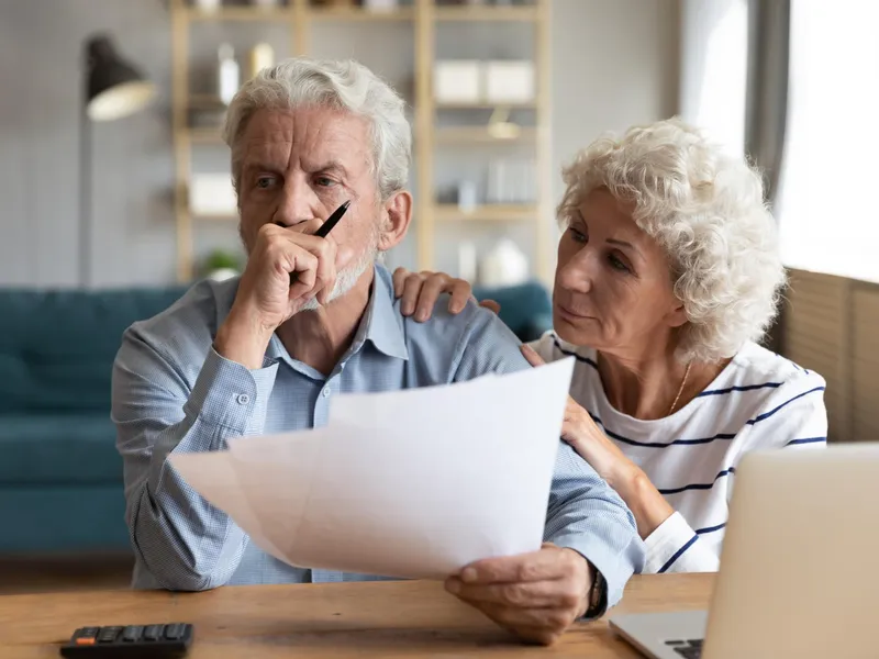 ȘOC total pentru un pensionar! Avea 3.500 lei salariu, dar pensia e mică