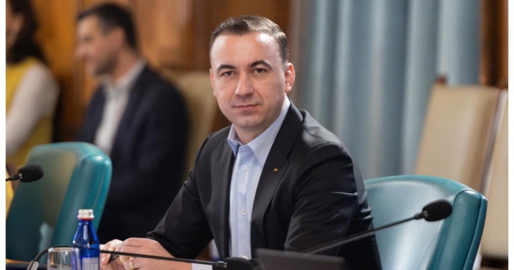 România va avea o putere instalată nouă de 2.000 MW pe solar până la finalul anului 2024, a anunțat miercuri, BOGDAN IVAN, ministrul Energiei