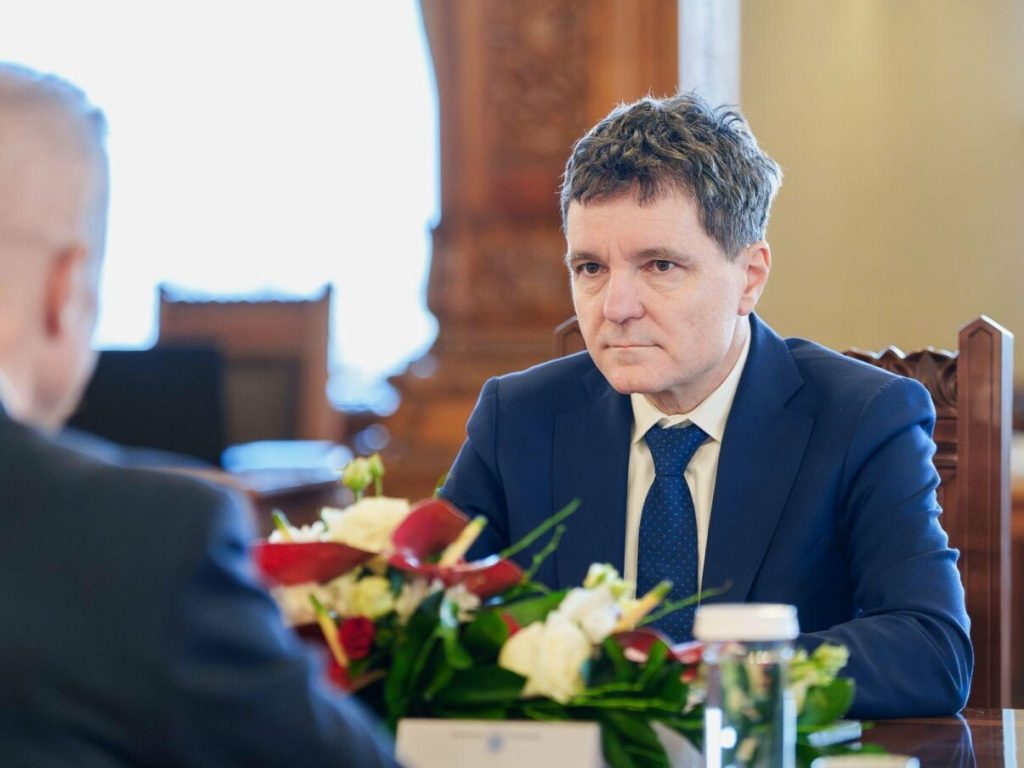 Pesediștii, suspiciuni față de premierul coaliției