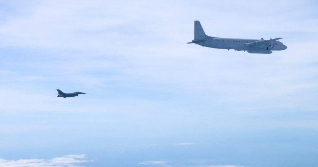 Piloții Români, misiunea RISCANTĂ: Au interceptat avion de spionaj rus lângă Lituania
