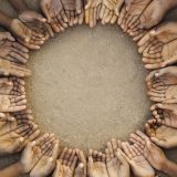 Români cu inimi mari: Cum au salvat orfanii din Tanzania cu „părinți” în fiecare casă