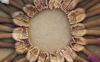 Români cu inimi mari: Cum au salvat orfanii din Tanzania cu „părinți” în fiecare casă