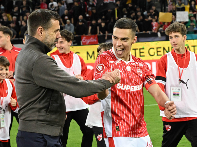 Kopic, show total după Dinamo – Rapid 3-1: Zeljko în delirul fanilor