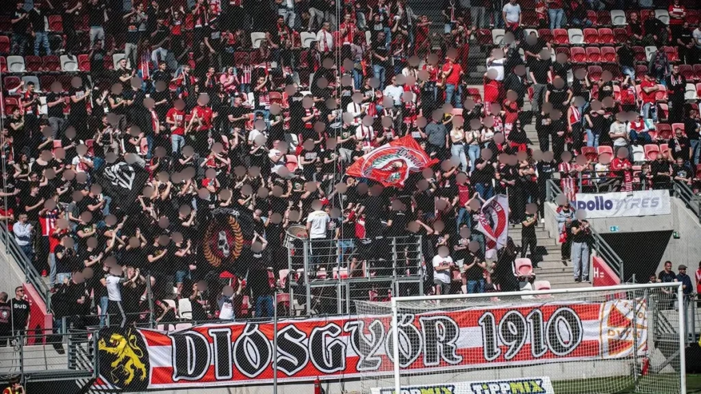 Ultima șansă? Ultrașii lui DVTK trag semnalul de alarmă înaintea meciului cu FTC