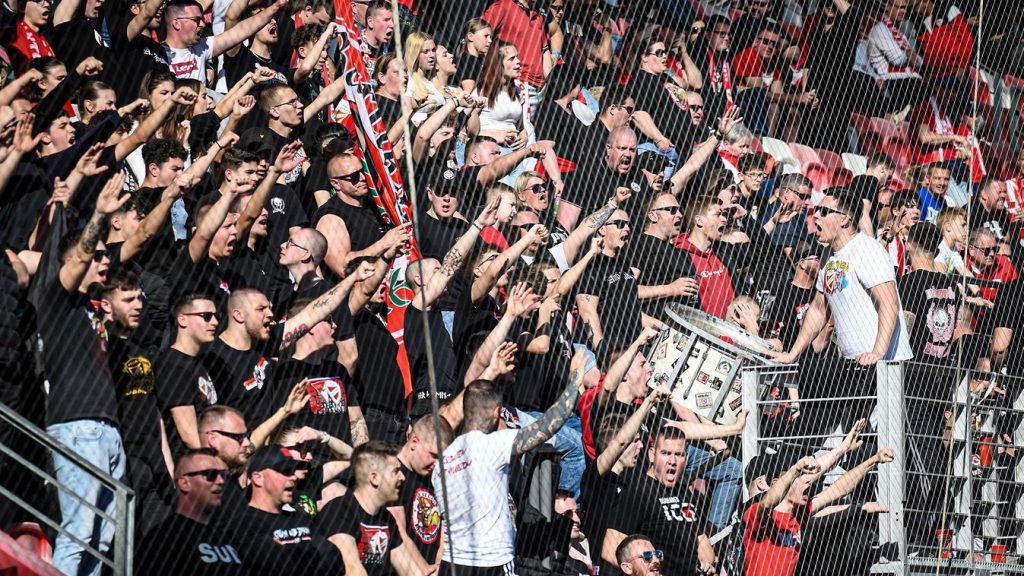 Fanii Diosgyőr, fideli „corăbiei” lor: Nu abandonează echipa