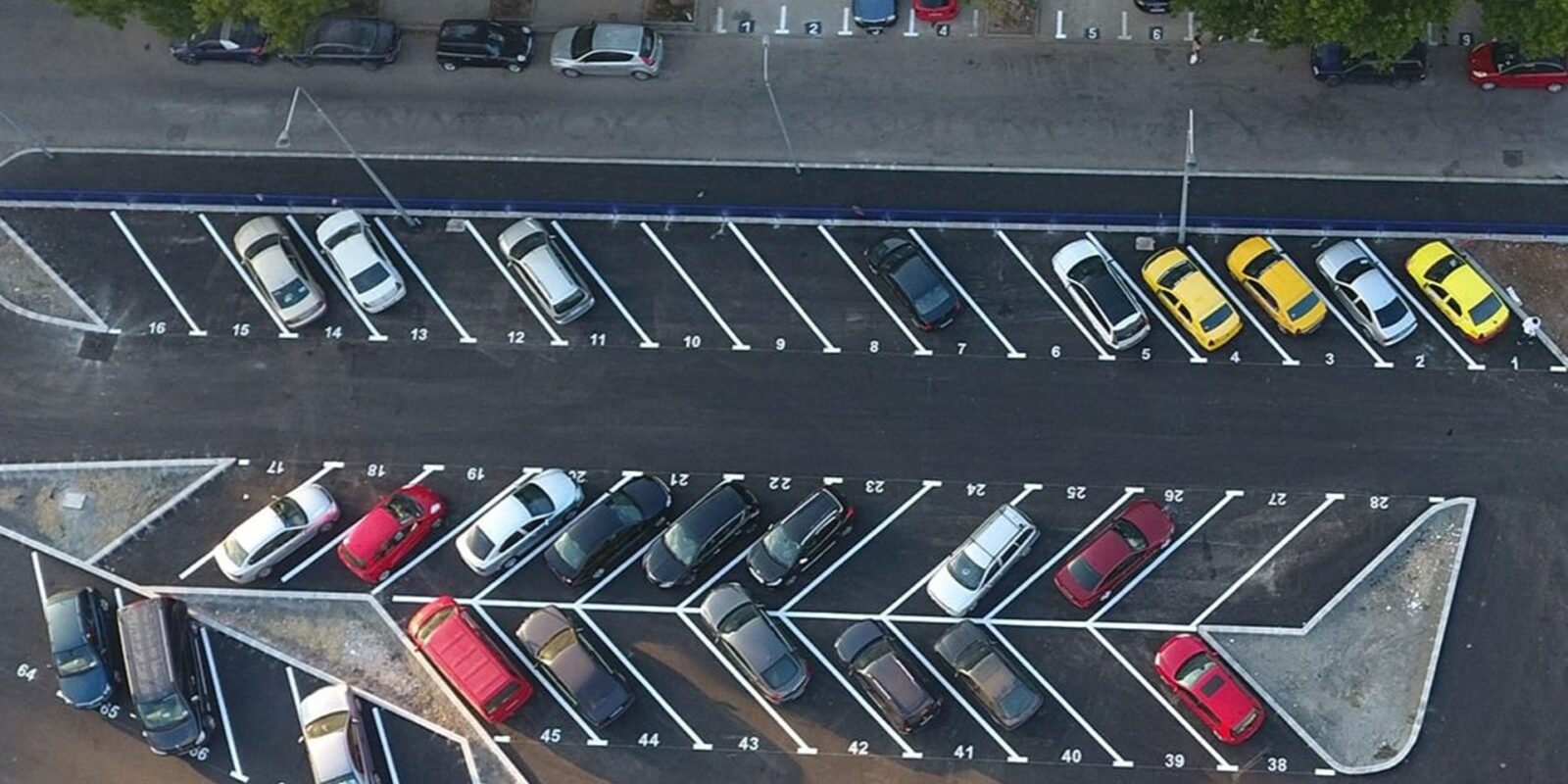 Abonament de 500 de lei pentru parcările Sectorului 4 din București?