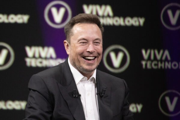 SpaceX vrea listare la bursă: Elon Musk, aproape trilionar