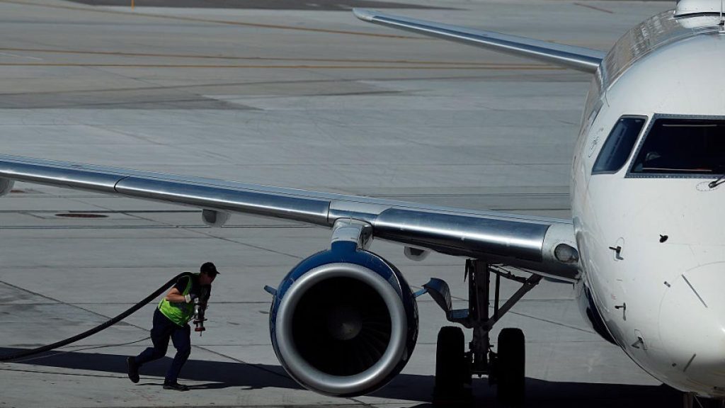 Avertisment critic: Europa, în pericol de criză majoră de combustibil aviatic