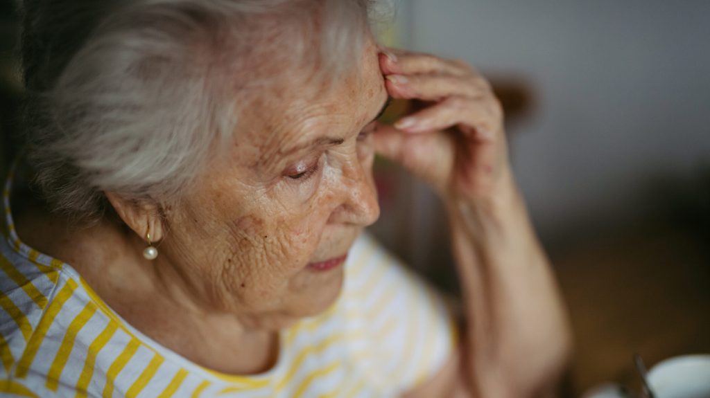 Pensie-record din 2026 pentru românii cu 45 de ani de muncă-n străinătate