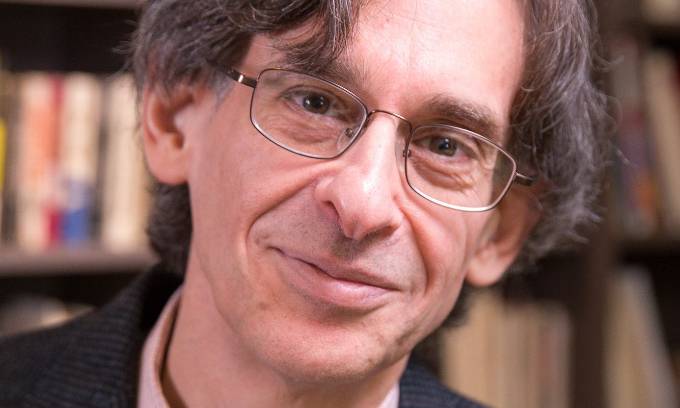 Kohn: Recompensele, ca biciul. Tot manipulare, lipsă de respect, spune specialistul