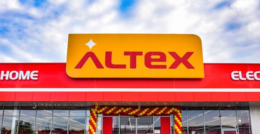Altex, expansiune logistică majoră la București: Investiții masive în IT