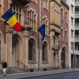 America, inamicul? Un român refuză să confunde țuica cu kombucha