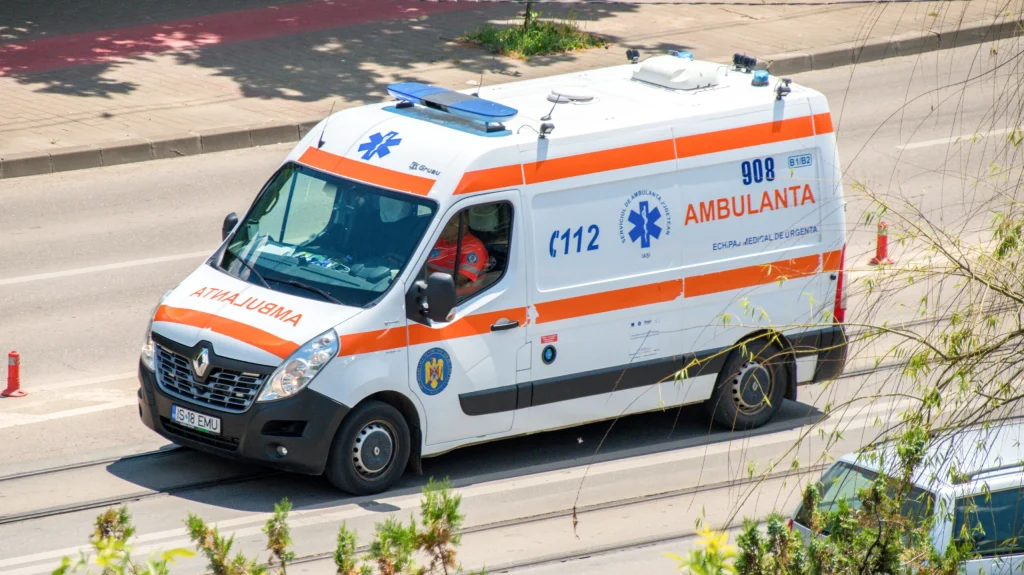 Nouă spitale asigură urgențele în București de Paște În perioada 10-13 aprilie 2026, locuitorii din București vor beneficia de asistență medicală de urgență asigurată de nouă spitale, conform anunțului făcut de Direcția de Sănătate Publică (DSP)