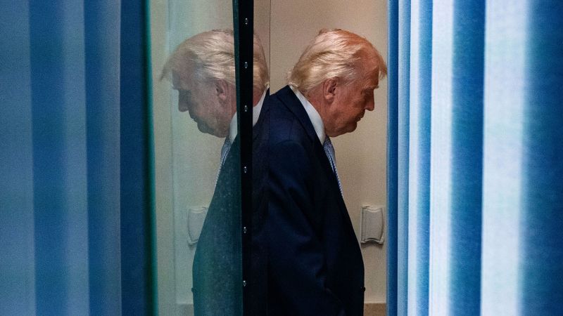 Pakistan, mediator surpriză între SUA și Iran Pakistan a intervenit în ultimele săptămâni ca un mediator major între Statele Unite ale Americii și Iran, cu prim-ministrul pakistanez Shehbaz Sharif prezentând un plan de încetare a focului președintelui american Donald Trump marți seara