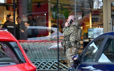 Masacru la Kiev: Atac armat într-un supermarket, șase morți, atacatorul ucis
