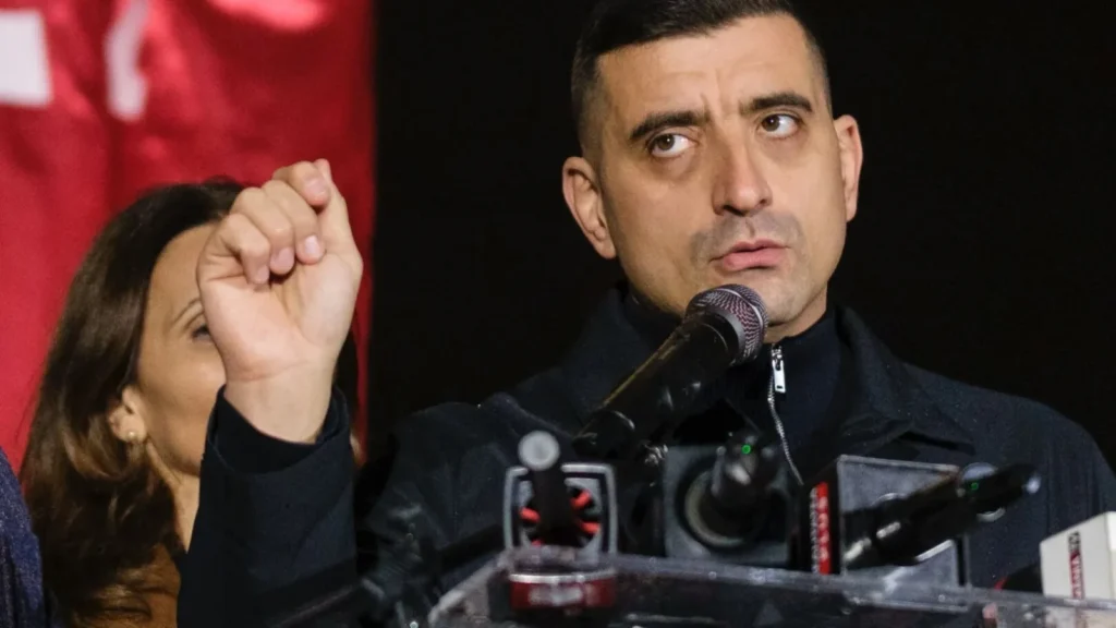 Magyar: George Simion, dans macabru pe „mormintele eroilor”! VIDEO