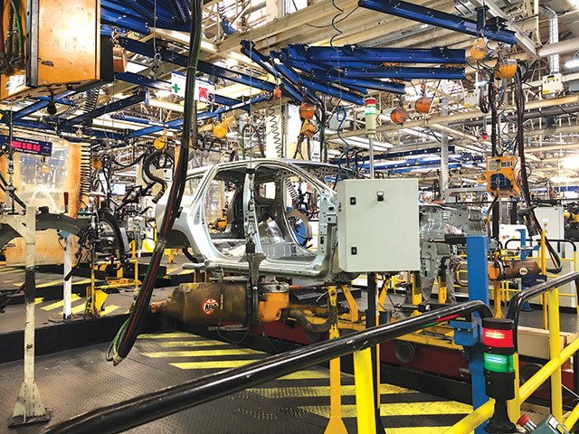 Ford Craiova, record istoric, Dacia, în picaj: Producția auto a României, în scădere