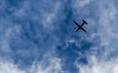 Paturi la clasa economică, interdicții noi în aviație (FOTO)