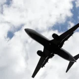 Criza cherosenului lovește Europa: Bilete mai scumpe, aeroporturi pustii