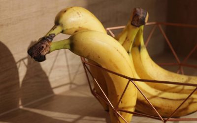 De ce NU mai ține banane în fructieră: Trucul salvator, testat!