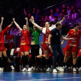 România învinge Polonia și merge la Turneul Final Four EHF Euro Cup