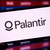 Bani EU au umplut conturile PALANTIR: Investiții record de la bănci și fonduri