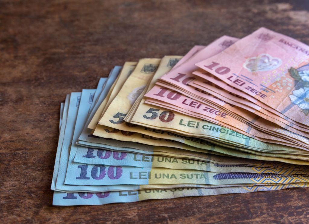 Vești bune pentru pensionari: Când vin banii în plus după Paște