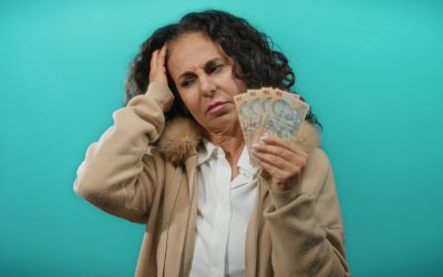 Taxă-șoc pentru turiști: Românii plătesc în plus, cu vacanța deja achitată