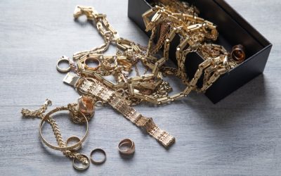 DIICOT a pierdut bijuterii de 250.000 de euro, ridicate din Galați în 2008