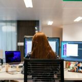 Lucrezi de Paște? Ce drepturi ai și câți bani iei în plus