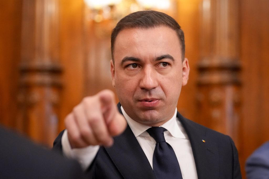 Petrotel se redeschide: Rafinăria va produce din nou în 45 de zile