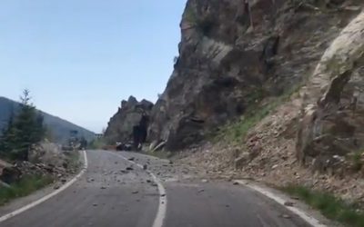 Prăbușire de pietre în Cheile Bicazului: Autoritățile cer prudență