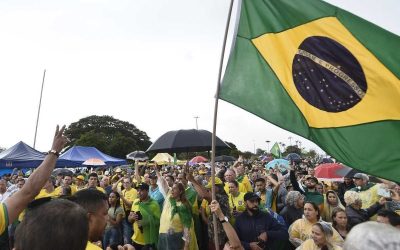 Brazilienii ies în stradă: Schimbare majoră, o zi liberă în plus pe săptămână?