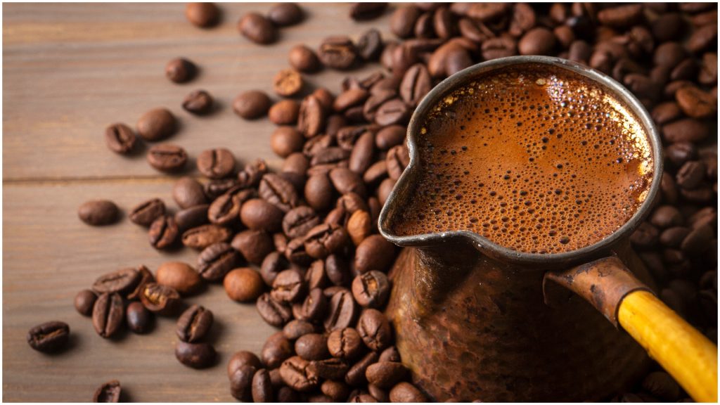 Cafeaua, OFICIAL mai scumpă cu peste 23% în România