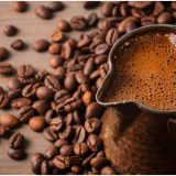 Cafeaua, OFICIAL mai scumpă cu peste 23% în România