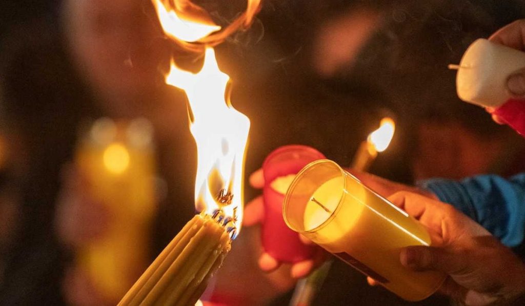 Ora INVIERII: Când încep slujbele în România, ce NU trebuie ratat