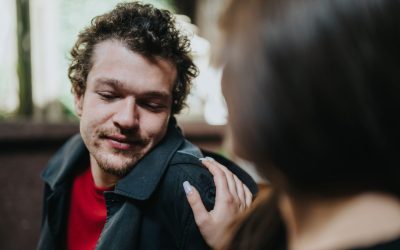 Psihologii dezvăluie: Secretele puterii de atracție ale oamenilor carismatici