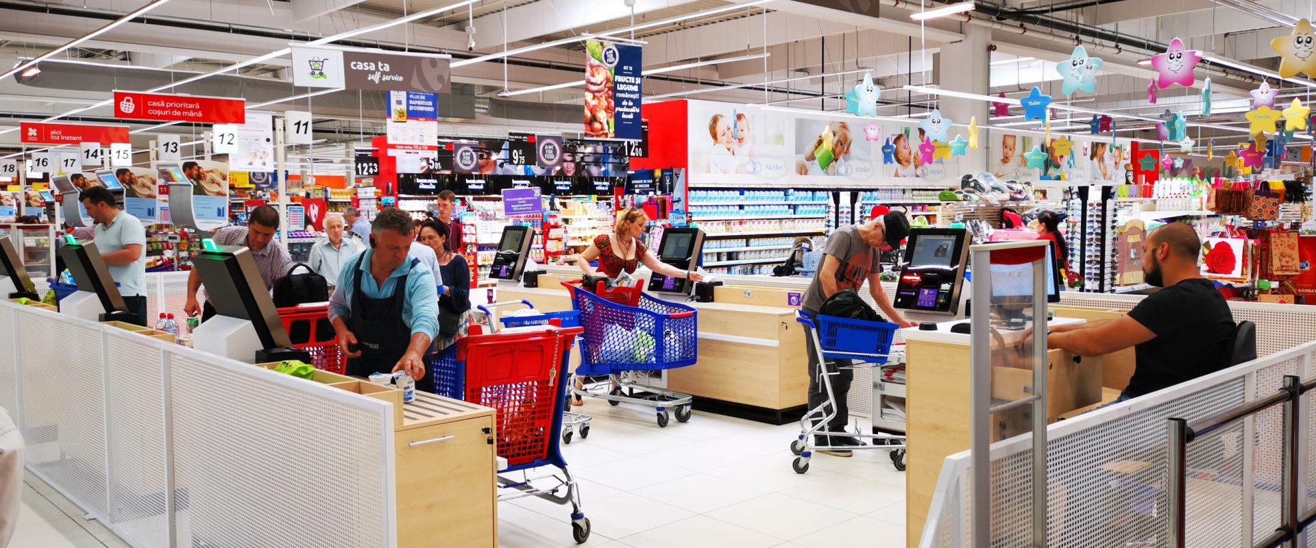 Magazinele deschise de paște 2026: Programul de sărbători