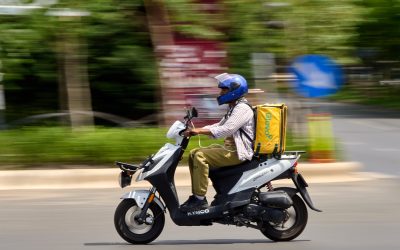 Câți bani scoate un livrator pakistanez pe săptămână în Constanța?