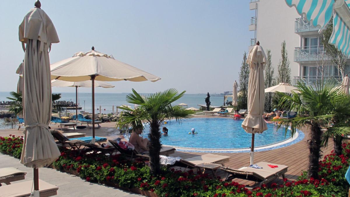 Cât costă o cameră la mare de 1 Mai 2026? Prețuri pe litoral, minivacanța de 3 nopți