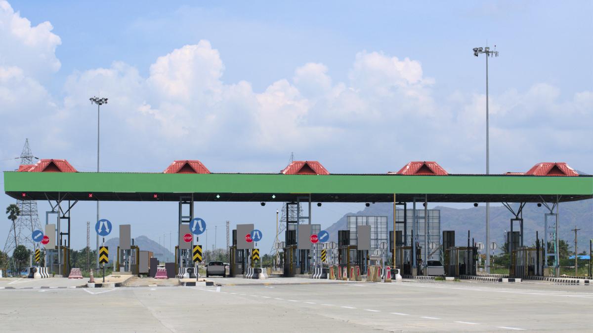 Escrocherie pe autostradă: Au strâns 700.000€ cu o stație falsă în INDIA!