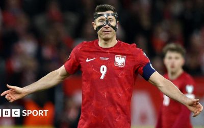 Lewandowski, marele absent al Cupei Mondiale din 2026 Robert Lewandowski, unul dintre cei mai mari atacanți din ultimii 15 ani, nu va participa la Cupa Mondială din 2026, care va avea loc în Canada, Statele Unite și Mexic
