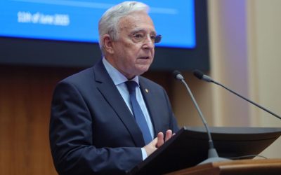 Mugur Isărescu, secretul salariului: Cât câștigă lunar la BNR, plus bonusurile