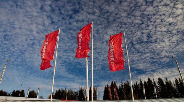 Ce se întâmplă cu benzinăriile LUKOIL din România și din Europa