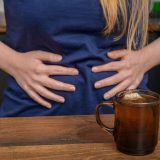 Ceaiuri minune după Paște: Scapă de indigestie, diaree și constipație!