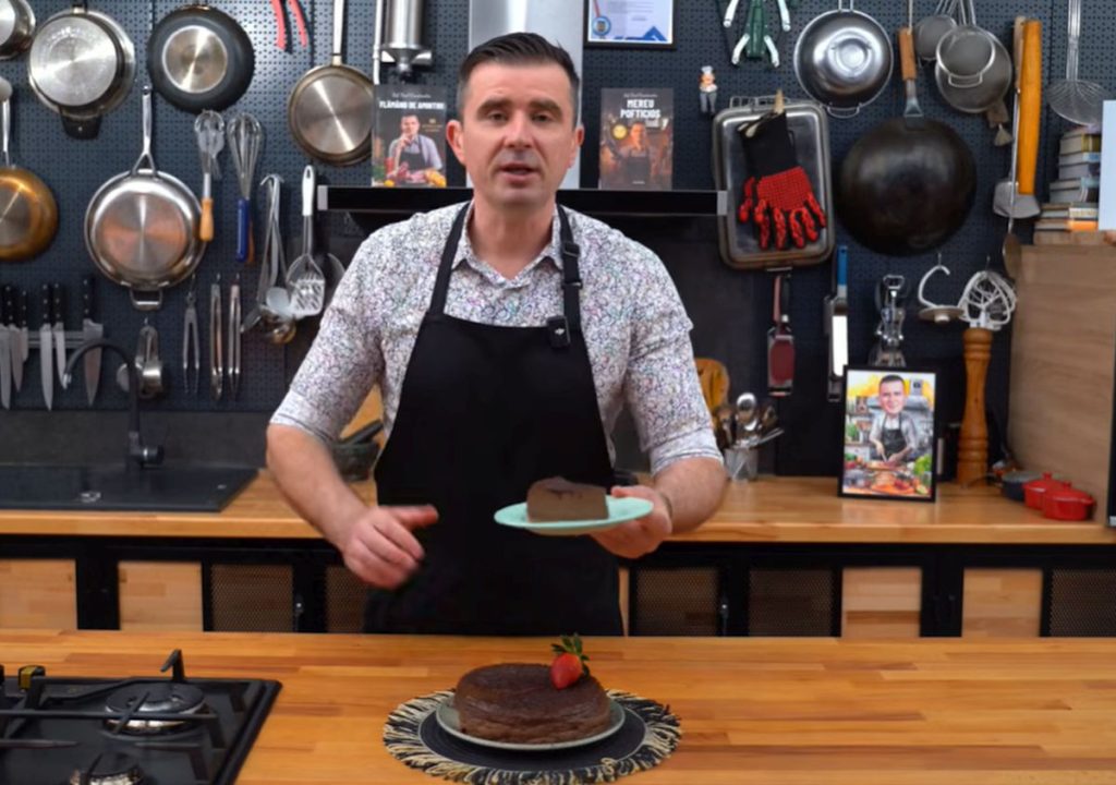 Ciocolată fără făină, în trei pași: Cheesecake delicios și sănătos