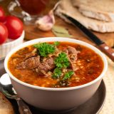 Ciorbă de miel ca la bunici: Rețeta SECRETĂ pentru un gust desăvârșit